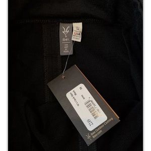 Ibex Merino Wool Cinch Skirt Above Knee Length Elastic Waste Black Medium